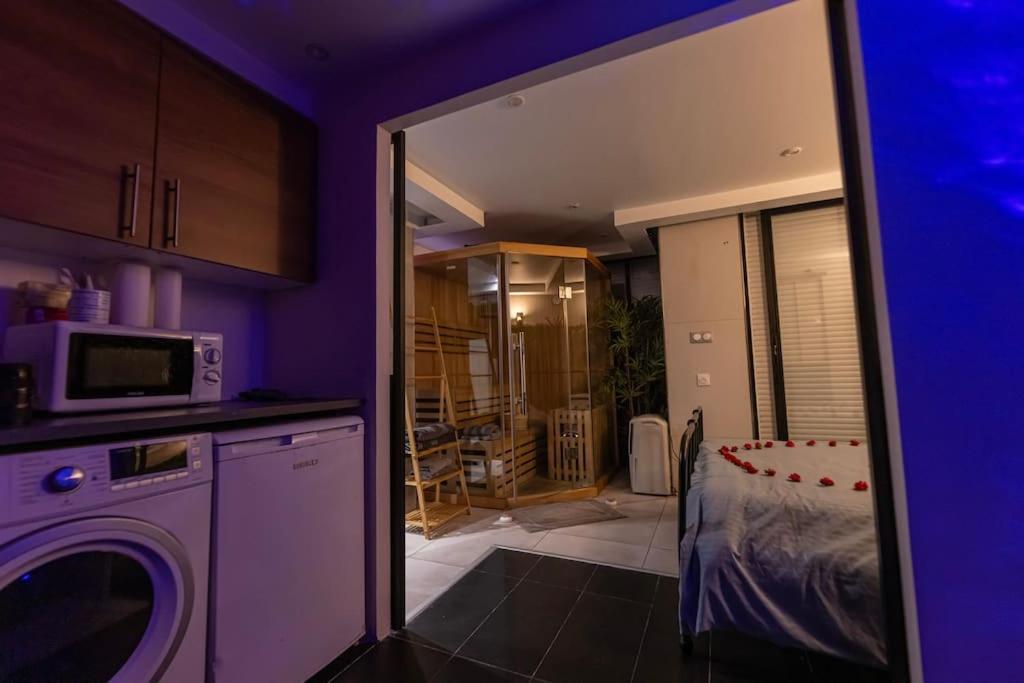 Laissepassetemps Apartment Marseilles